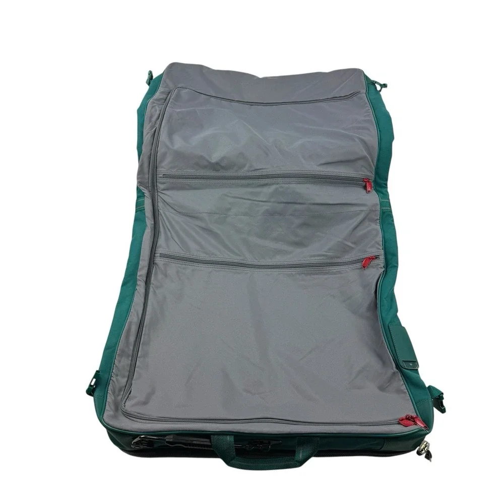 Magellan x Delsey Emerald Green Locking Travel Garment Bag NWT 23
